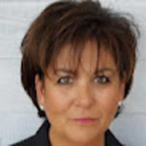 Meet your Posher, Debra